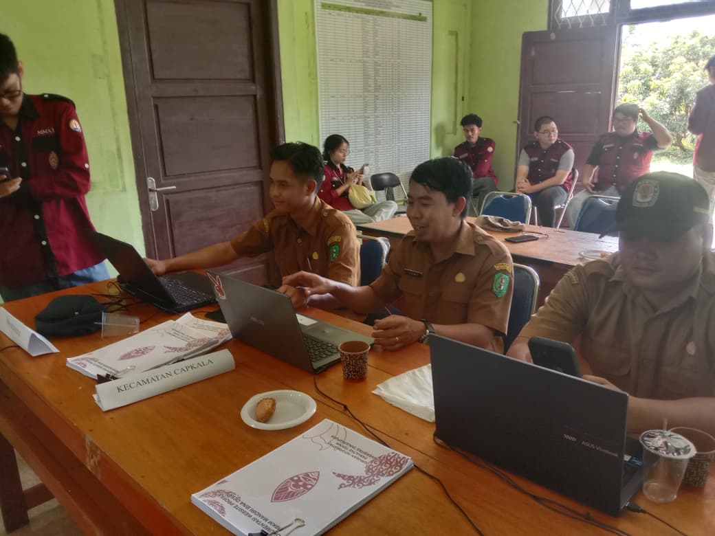 Sosialisasi PenggunaanWeb Desa Kecamatan Capkala